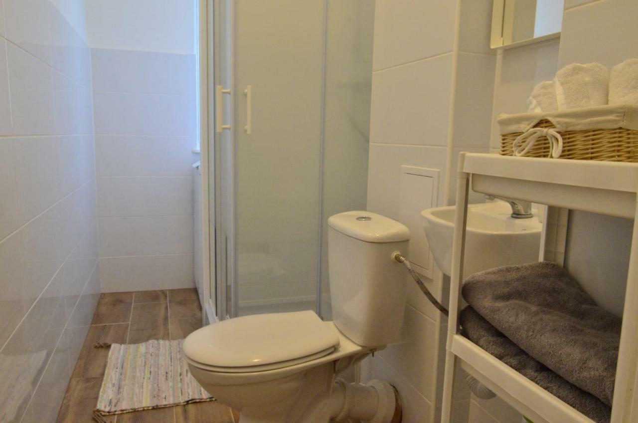 Private Apartment Near The City Centre Danzica Esterno foto